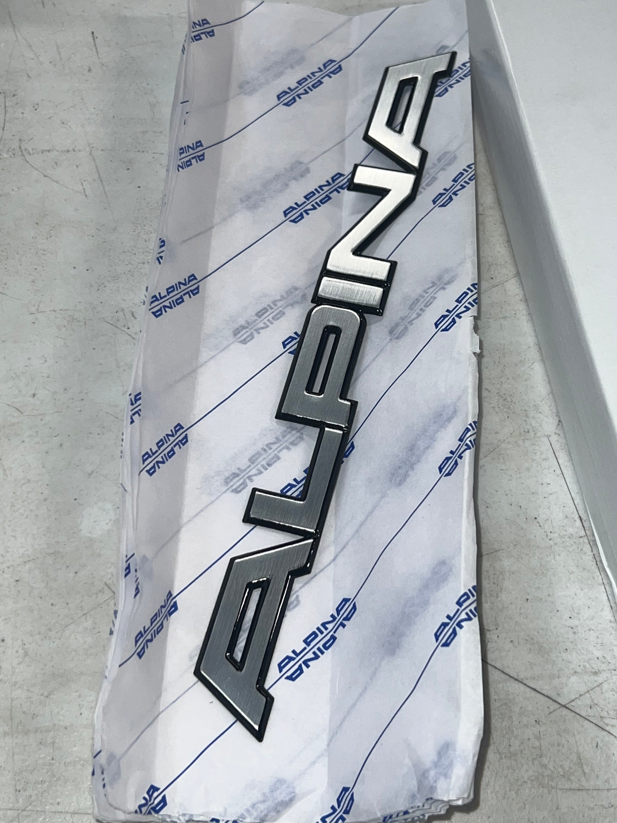 Genuine ALPINA e30 Package:  Steering wheel | Shift Knob | Emblem